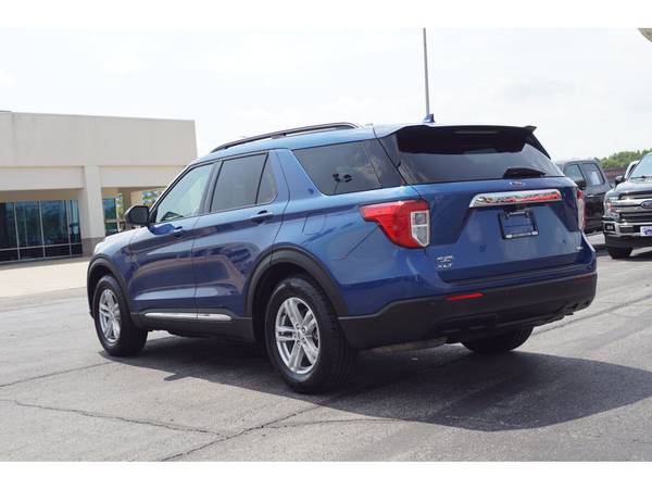 2020 Ford Explorer XLT - - by dealer - vehicle for sale in Claremore, OK – photo 2