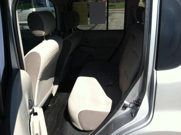 2010 Nissan Cube 4-Door - - by dealer - vehicle for sale in Columbia, PA – photo 12