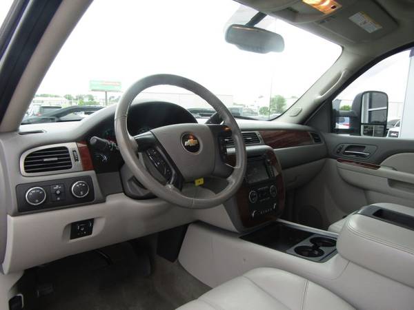 2010 *Chevrolet* *Silverado 2500HD* *4WD Crew Cab 153 L for sale in Omaha, NE – photo 12