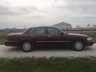 2011 Mercury Grand Marquis for sale in Kirksville, MO – photo 4