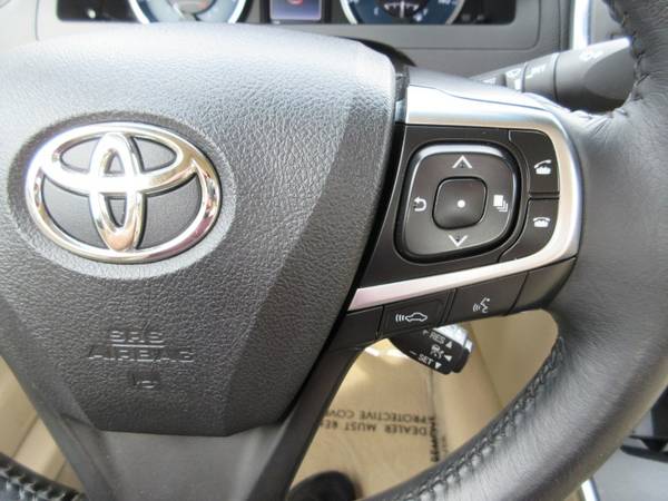 2015 Toyota Camry XLE V6 - - by dealer - vehicle for sale in Moorhead, ND – photo 21