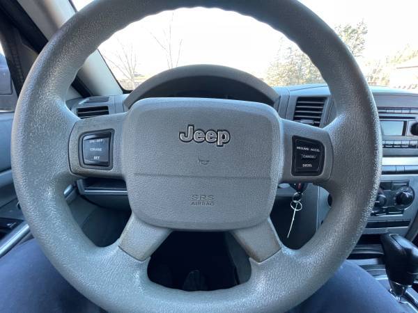 2006 Jeep Grand Cherokee LAREDO 4WD 3.7L V6 - 149,000 Miles - cars &... for sale in Lakemore, OH – photo 7
