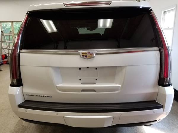 2016 Cadillac Escalade for sale in Hudsonville, MI – photo 10