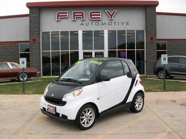 WOW NEW PRICE 2009 SMART FORTWO PURE - - by dealer for sale in Muskego, WI