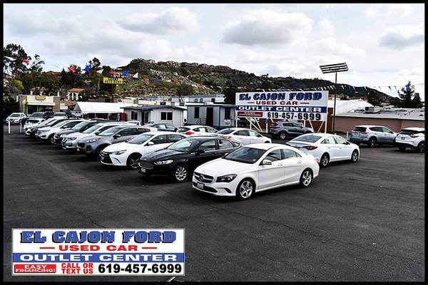 2017 Ford Focus SE Sedan-EZ FINANCING-LOW DOWN! EL CAJON FORD for sale in Santee, CA – photo 21