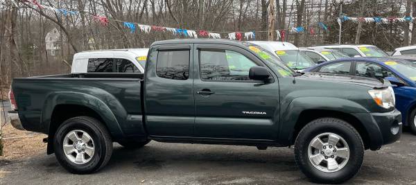 2009 Toyota Tacoma SRS 5-speed manual w/Clean title & warranty for sale in Attleboro, RI – photo 4