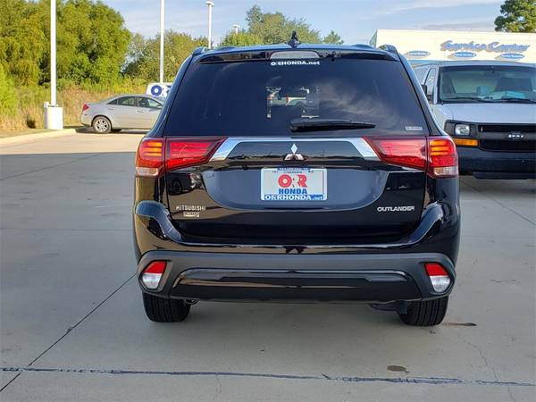 2019 Mitsubishi Outlander 4WD 4D Sport Utility / SUV SE for sale in Texarkana, TX – photo 4