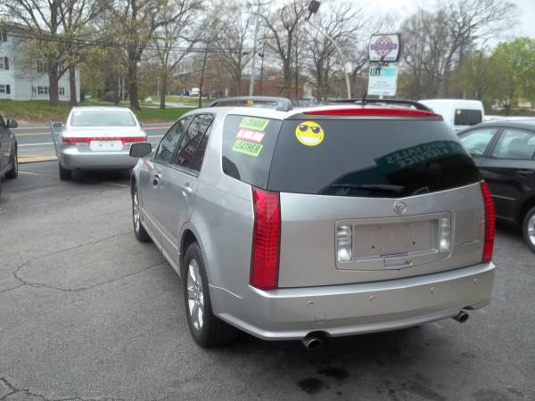 2008 CADILLAC SRX V6 AWD - LOADED - LEATHER - MOONROOF - cars &... for sale in Warwick, RI – photo 5