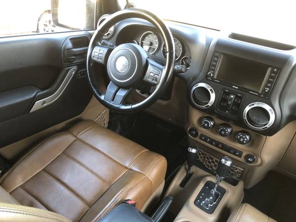 2012 JEEP WRANGLER UNLIMITED SAHARA (low miles) - - by for sale in Honolulu, HI – photo 8