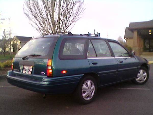 1995 FORD ESCORT WAGON - Super low miles! for sale in Corvallis, OR