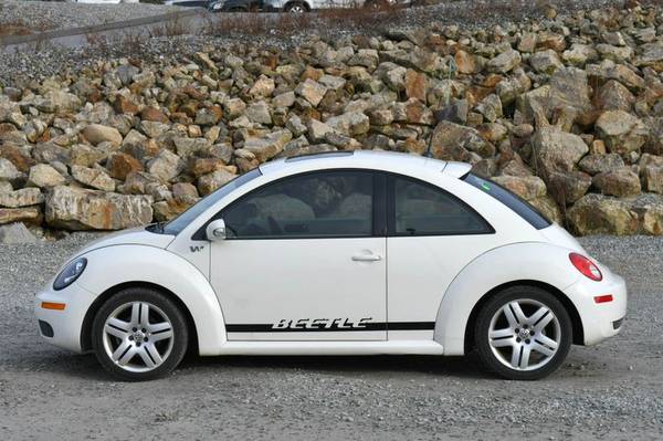2008 Volkswagen New Beetle Triple White - - by for sale in Naugatuck, CT – photo 4
