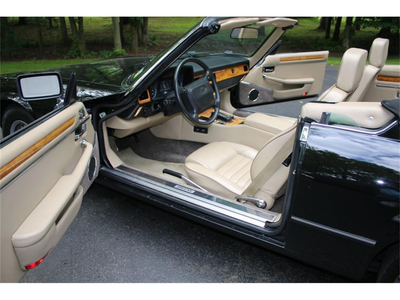For Sale at Auction: 1991 Jaguar XJS for sale in Saratoga Springs, NY – photo 12