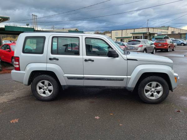 2011 JEEP LIBERTY 4X4 **BAD CREDIT IS NO PROBLEM HERE!!!** - cars &... for sale in Eugene, OR – photo 2