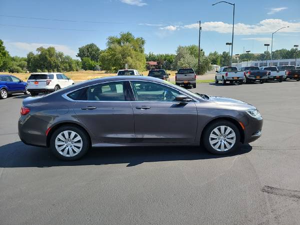 2015 Chrysler 200 4dr Sdn LX FWD - - by dealer for sale in Payette, ID – photo 6