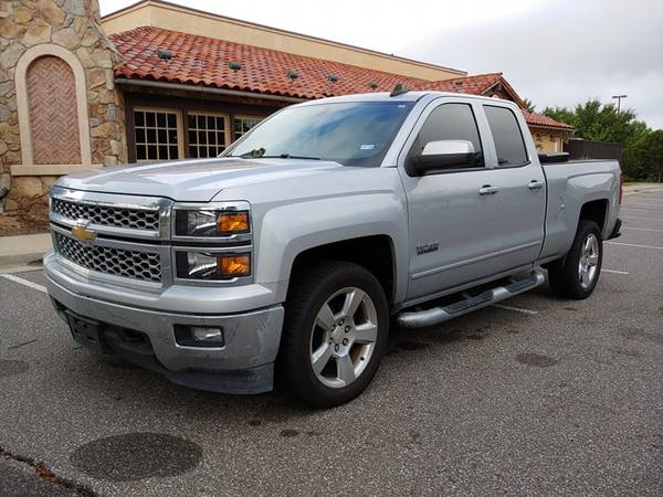 2015 CHEVROLET SILVERADO EXT CAB TEXAS EDT 4X4 LOW MILES WONT LAST for sale in Norman, TX