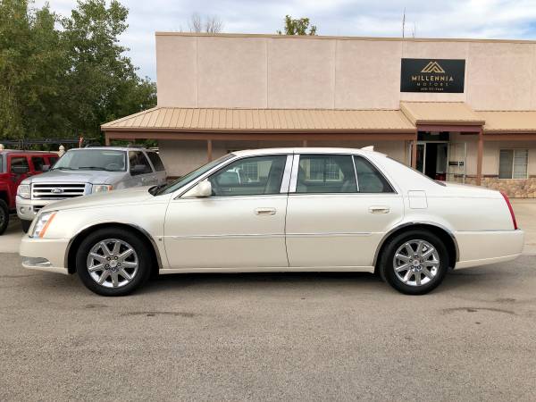 2010 Cadillac DTS-V8 Sedan 4D Premium for sale in Spearfish, SD – photo 8