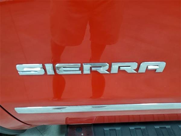 2017 GMC Sierra 1500 SLT with - - by dealer - vehicle for sale in Wapakoneta, OH – photo 12