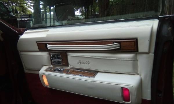 1984 Cadillac Seville Roaster NO RUST for sale in East Freetown, MA – photo 13