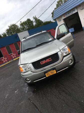 2004 GMC ENVOY SLT 4x4 daily driven as is road ready NY tittle make of for sale in Yonkers, NY – photo 9