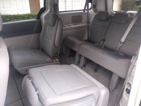 2010 Chrysler Town & country for $2500 for sale in Austell, GA – photo 10