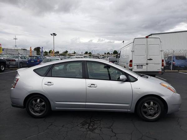 2007 Toyota Prius Touring 4dr Hatchback for sale in Sacramento , CA – photo 3