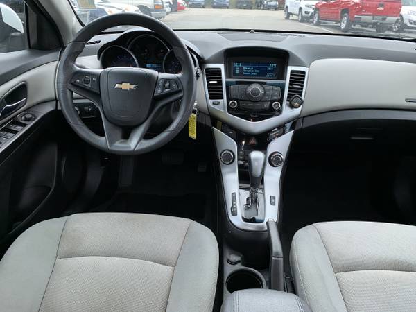 2016 Chevy Chevrolet Cruze Limited 1LT Auto sedan for sale in Hopewell, VA – photo 8