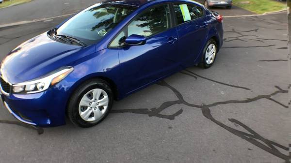 2018 *KIA* *FORTE* *LX AUTO* BLUE for sale in Bend, OR – photo 5