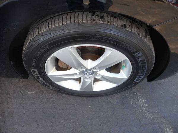 2012 Hyundai Elantra GLS 1 owner New Tires alloys loaded sharp for sale in Waukesha, WI – photo 15
