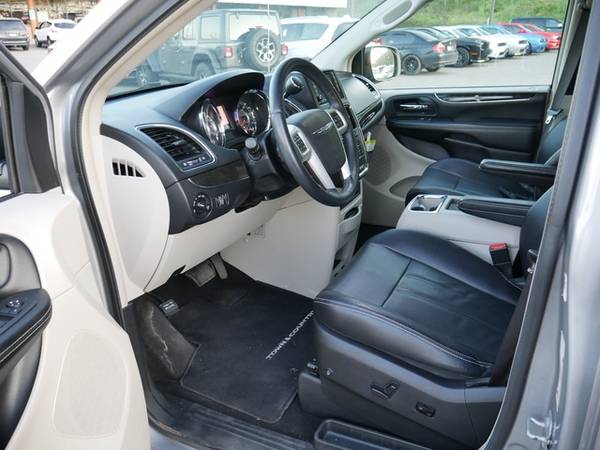 *2014* *Chrysler* *Town Country* *4dr Wgn Touring* for sale in South St. Paul, MN – photo 5