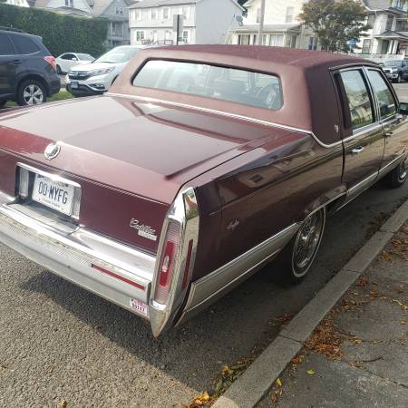 1992 Cadillac Fleetwood Brougham sedan - cars & trucks - by owner -... for sale in Bridgeport, NY – photo 6