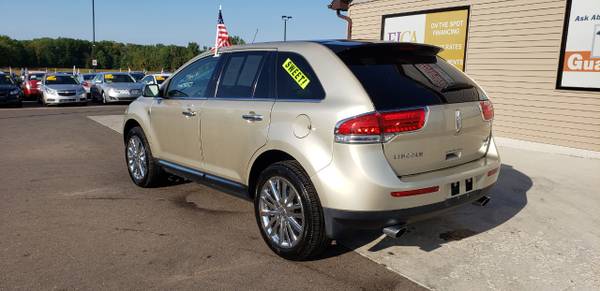 ALL WHEEL DRIVE!! 2011 Lincoln MKX AWD 4dr for sale in Chesaning, MI – photo 6
