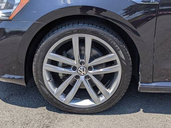 2018 Volkswagen Passat R-Line SKU: JC031952 Sedan for sale in Timonium, MD – photo 23