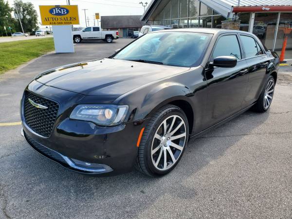 2015 Chrysler 300 RWD 300S Sedan 4D Trades Welcome Financing Available for sale in Harrisonville, MO