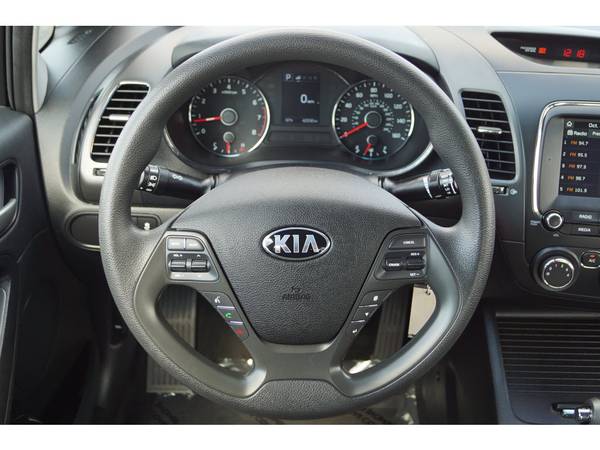 2018 Kia Forte ◄Guaranteed Auto Credit◄ Apple Carplay - cars &... for sale in Bolivar, MO – photo 3