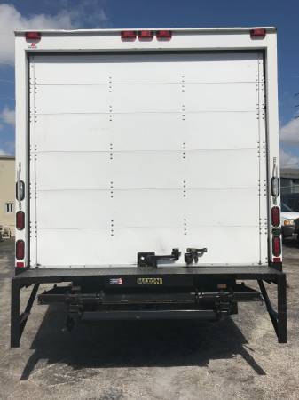 2015 Isuzu NRR 20' Box Truck for sale in Miami, TX – photo 8