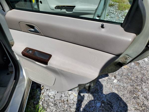 TRADE FOR RANGER/SUBARU! 2006 VOLVO S40 NO RUST CLEAN TITLE for sale in Manchester, VT – photo 15