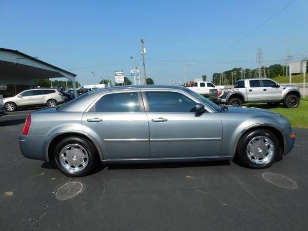 2006 Chrysler 300-Series 4dr Sdn Touring - cars & trucks - by dealer... for sale in Cullman, AL – photo 5