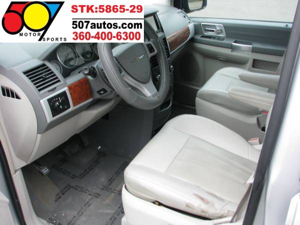 2008 Chrysler Town Country 4dr Wgn Touring - - by for sale in Roy, WA – photo 19