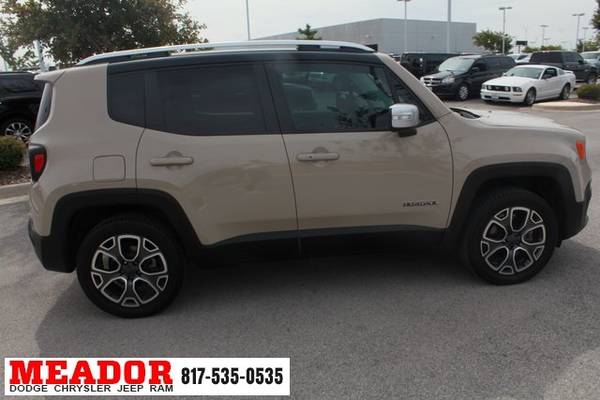 2015 Jeep Renegade Limited - Easy Financing Available! for sale in Burleson, TX – photo 9