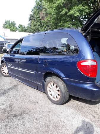 2003 Chrysler Town&Country Handicap Van for sale in Cranford, NY – photo 2
