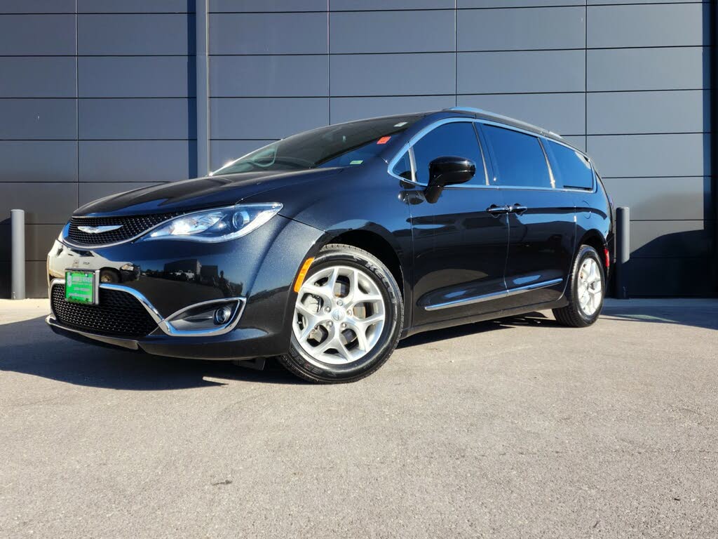 2020 Chrysler Pacifica Touring L Plus 35th Anniversary FWD for sale in Ozark, MO