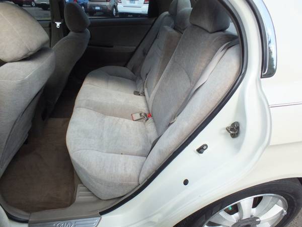 2004 *Kia* *Optima* *4dr Sedan EX Automatic V6* Pear for sale in Lafayette, OR – photo 15