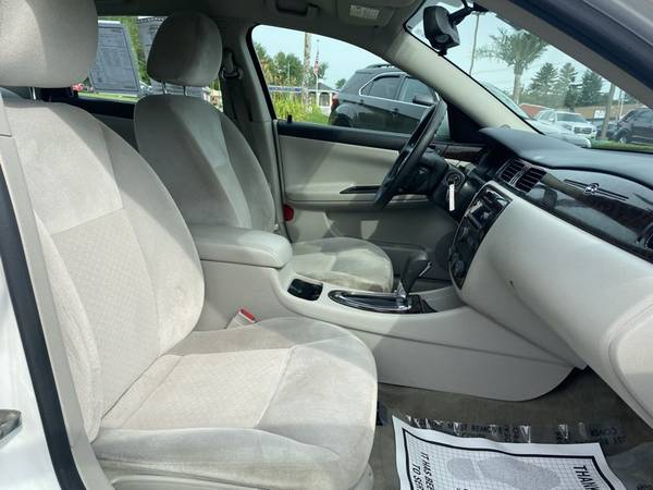 2015 Chevrolet Impala - - by dealer - vehicle for sale in Farmingdale, ME – photo 17