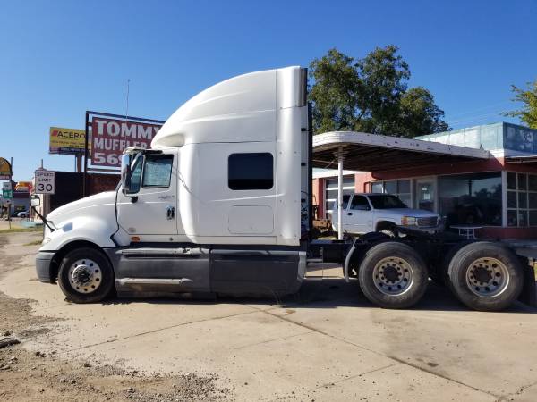 International 10 wheel tractor truck for sale in Tyler, TX – photo 2