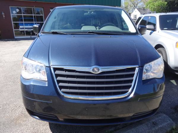 2008 Chrysler Town and County LX Van - - by dealer for sale in Mogadore, OH – photo 3