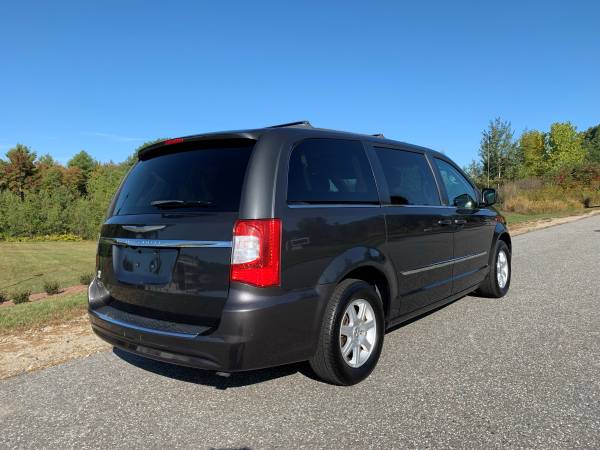 2012 Chrysler Town and Country ***LOADED*** for sale in Candia, MA – photo 6