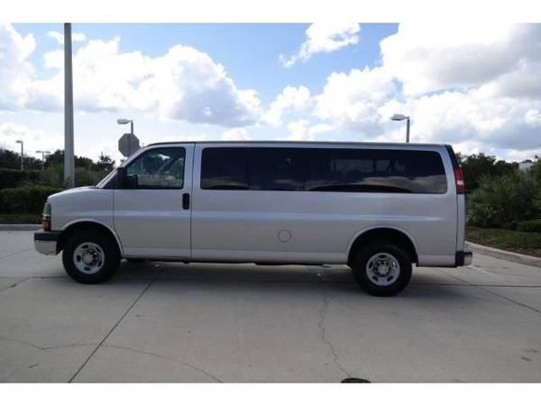 2012 Chevrolet Express Passenger 1LT - van for sale in Sanford, FL – photo 4