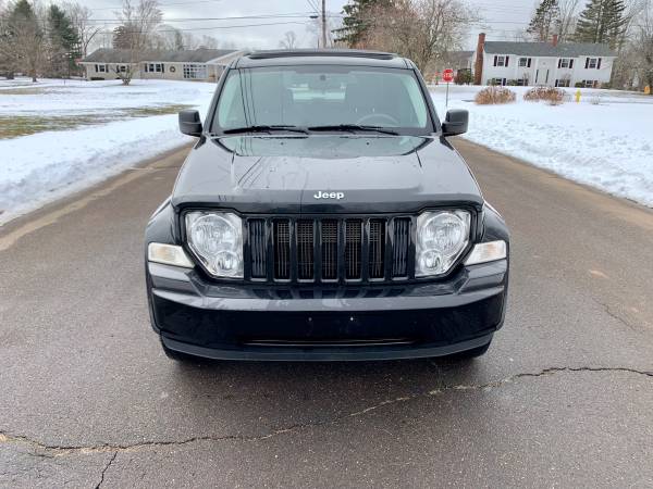 2010 Jeep Liberty, 4x4, 138k miles , automatic, has Bluetooth for sale in Branford, CT – photo 2
