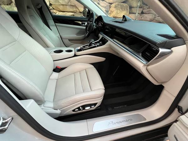 2018 Panamera 29k miles Chalk/Chalk for sale in Other, OR – photo 2