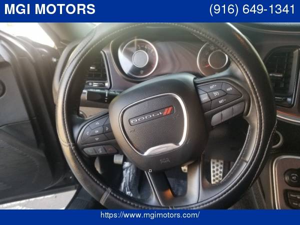 2015 Dodge Challenger 2dr Cpe R/T , 6 SPEED MANUAL , ONE OWNER, CLEAN for sale in Sacramento , CA – photo 10